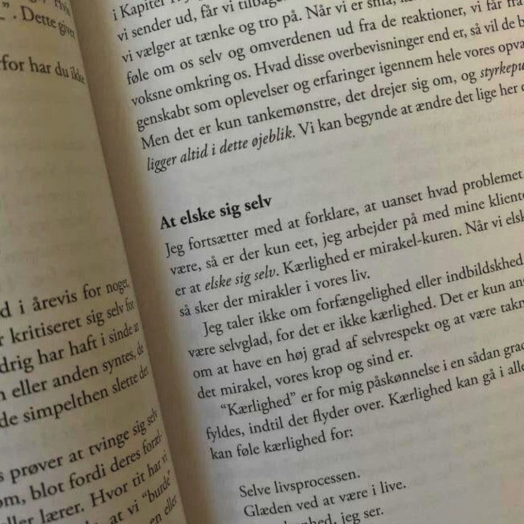Helbred dit liv: En vej til inspiration, healing og kærlighed