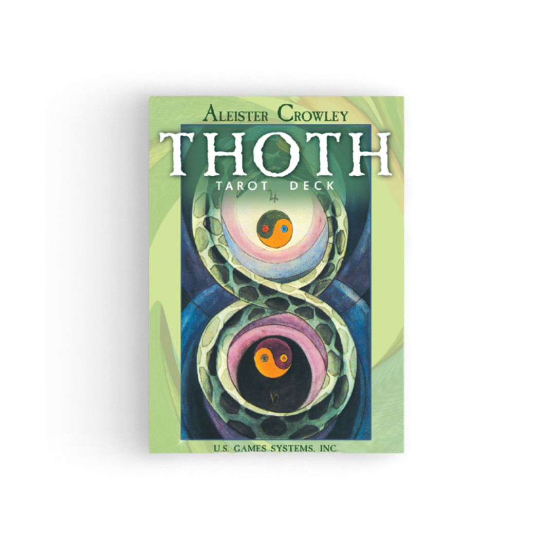 Thoth tarotkort de luxe designet af Aleister Crowley med farverigt kunstværk der inkluderer yin-yang symboler og en kreativ blanding af cirkler og spiraler på en grøn baggrund