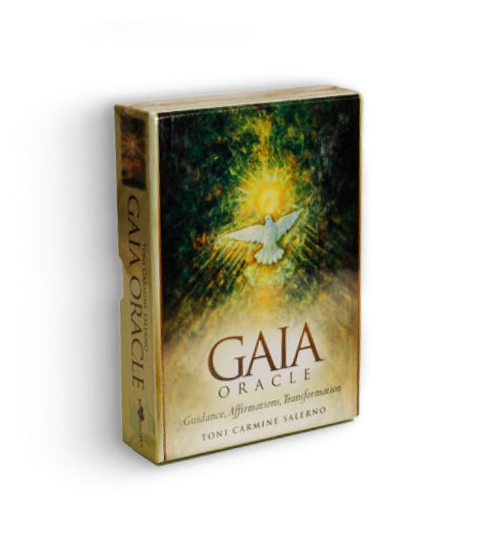Billede af æsken til GAIA orakelkort med en illustration af en hvid due og gyldne stråler i baggrunden æsken har teksten GAIA ORACLE samt navnet Toni Carmine Salerno på forsiden