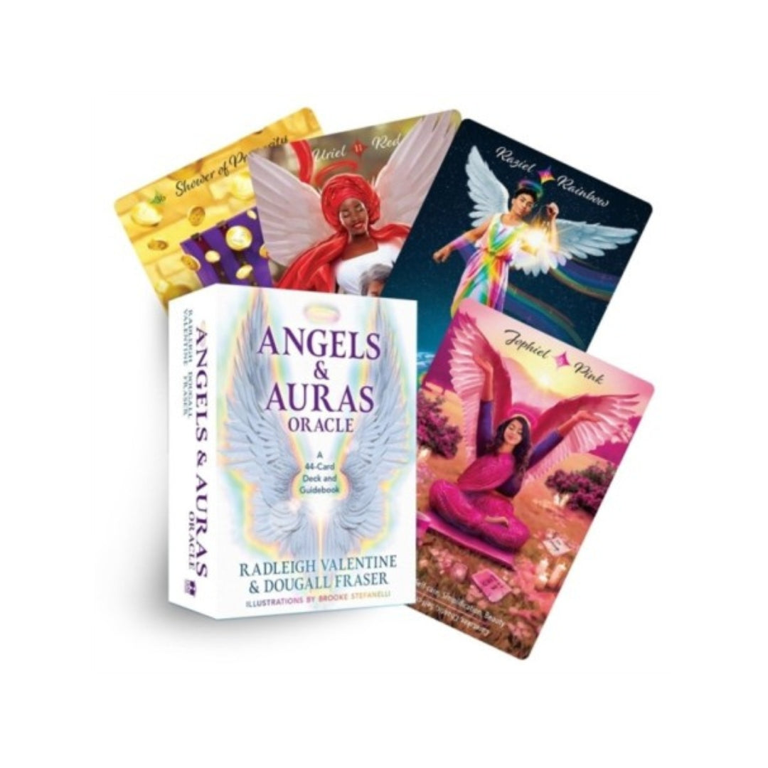 Billede viser kortsættet Angels & Auras med forsiden i midten og fire illustrerede kort, herunder kort med navne som Shower of Prosperity, Uriel Red, Haziel Rainbows og Jophiel Pink, alle prydet med farverige og åndelige motiver.