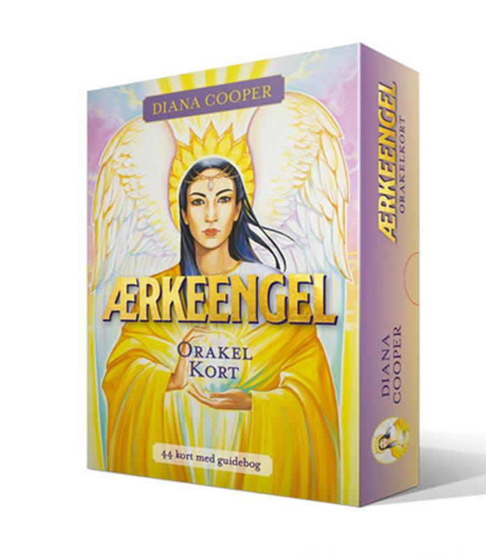 Ærkeengel orakelkort af Diana Cooper der inkluderer en æske med en smuk illustration af en kvinde med englevinger iført en gylden kjole og en ugle i hånden samt teksten ÆRKEENGEL ØRAKEL KORT på forsiden