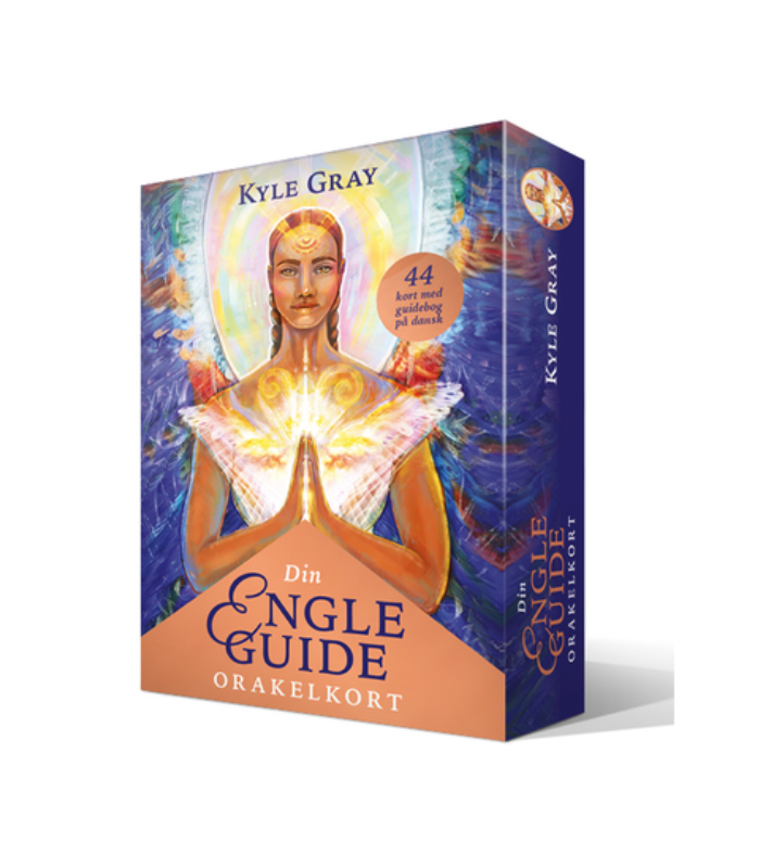 Illustrationen viser et sæt orakelkort kaldet Din Engle Guide af Kyle Gray med 44 kort og en guidende bog på dansk. Forsiden har et farverigt design med en kvindelig skikkelse med englevinger, der står med hænderne i en bøn. Temaerne i billedet inkluderer lys og åndelig vejledning, med en lys baggrund, der fremhæver den hellige stemning. Æsken er præget af dybe farver og symbolik, der inviterer til refleksion og indsigt.
