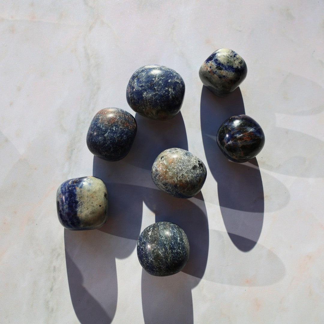 Lapis lazuli poleret