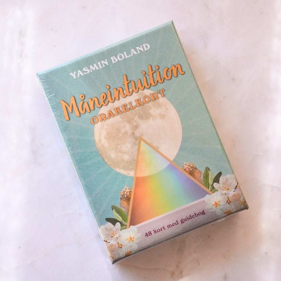 Moon intuition by Yasmin Boland - oracle card